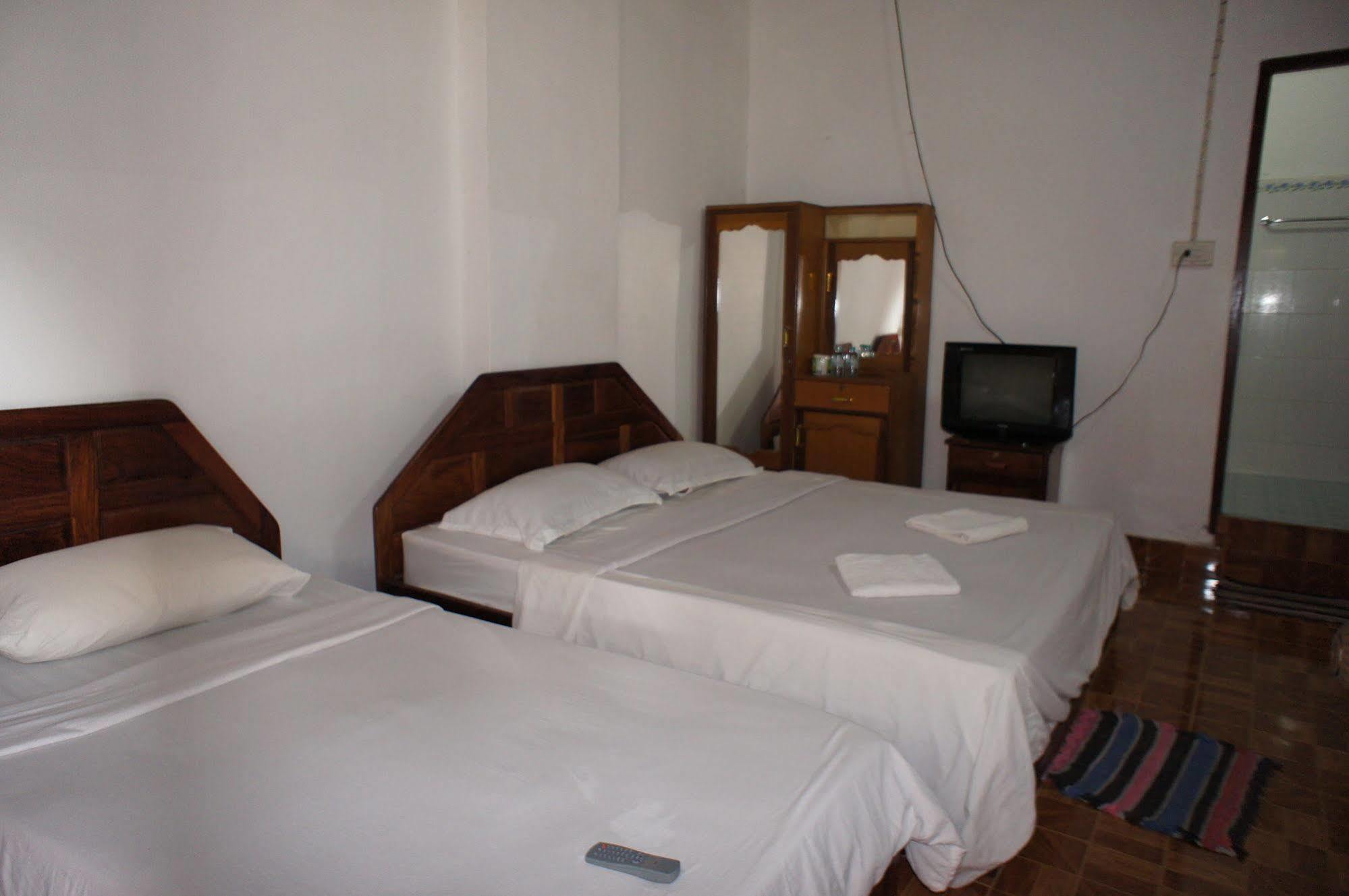 Malany Villa 2 Vang Vieng Exterior photo