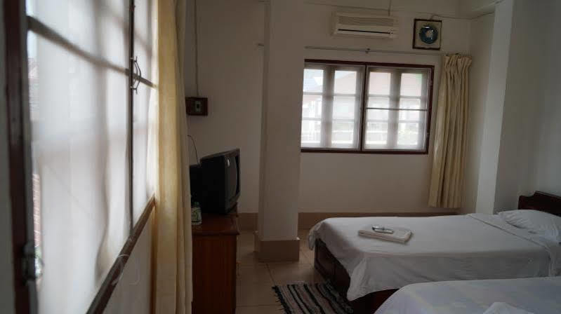 Malany Villa 2 Vang Vieng Exterior photo